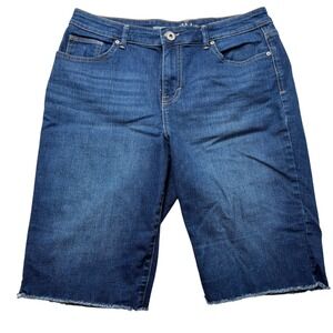 Style & Co Women 12 Blue Denim Bermuda Shorts Raw Hem High Rise #k12